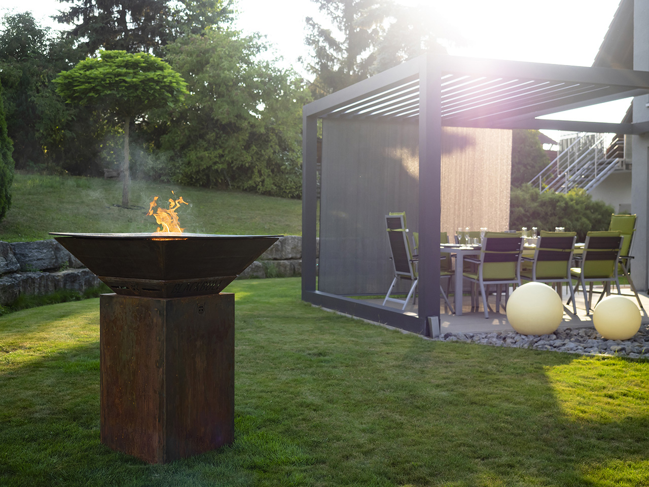 Feuerplattengrill BlackBull BigQube Wood