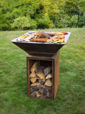 BlackBull BigQube Wood Feuerplattengrill