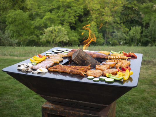 BlackBull BigQube Wood Feuerplattengrill