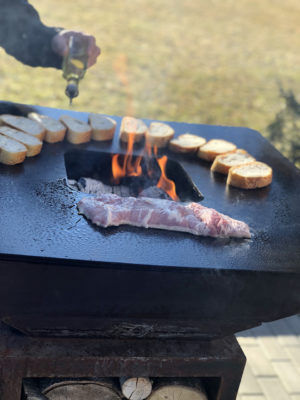 Feuerplattengrill, BigQube, Feuerplatte, Plancha Grill, Grillplatte, Feuerschale, Feuerkorb, Ofyr, Quan, BlackBull