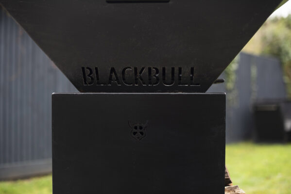 BigQube Feuerplattengrill schwarz