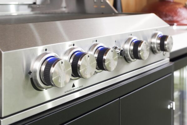 Grătar din inox, iluminare pentru grătar, bucătărie de exterior cu grătar pe gaz, bucătărie de exterior modulară, bucătării de exterior, bucătărie exterioară, bucătărie outdoor, KitchenBlock