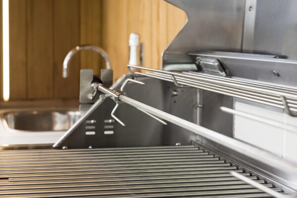 Outdoorküche Gasgrill Rotisserie, Drehspieß, Edelstahl-Grillrost, Grill-Beleuchtung, Outdoorkueche mit Gasgrill, Modulare Outdoorküche, Outdoor Küchen, Aussenküche, Outdoorkitchen, KitchenBlock
