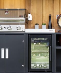 Bucătărie de exterior cu grătar pe gaz, rotiserie, proțap rotativ, grătar din inox, iluminare pentru grătar, bucătărie de exterior cu grătar pe gaz, bucătărie de exterior modulară, bucătării de exterior, bucătărie exterioară, bucătărie outdoor, KitchenBlock, grătar ceramic Junior Monolith
