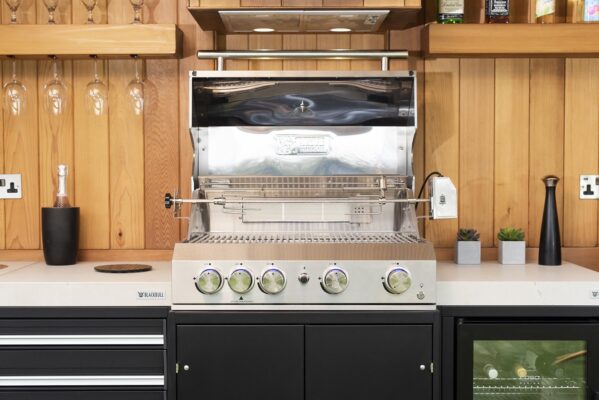Outdoorküche Gasgrill Rotisserie, Drehspieß, Edelstahl-Grillrost, Grill-Beleuchtung, Outdoorkueche mit Gasgrill, Modulare Outdoorküche, Outdoor Küchen, Aussenküche, Outdoorkitchen, KitchenBlock